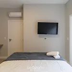 Predio C/ Piscina A 800M Da Praia - Acb