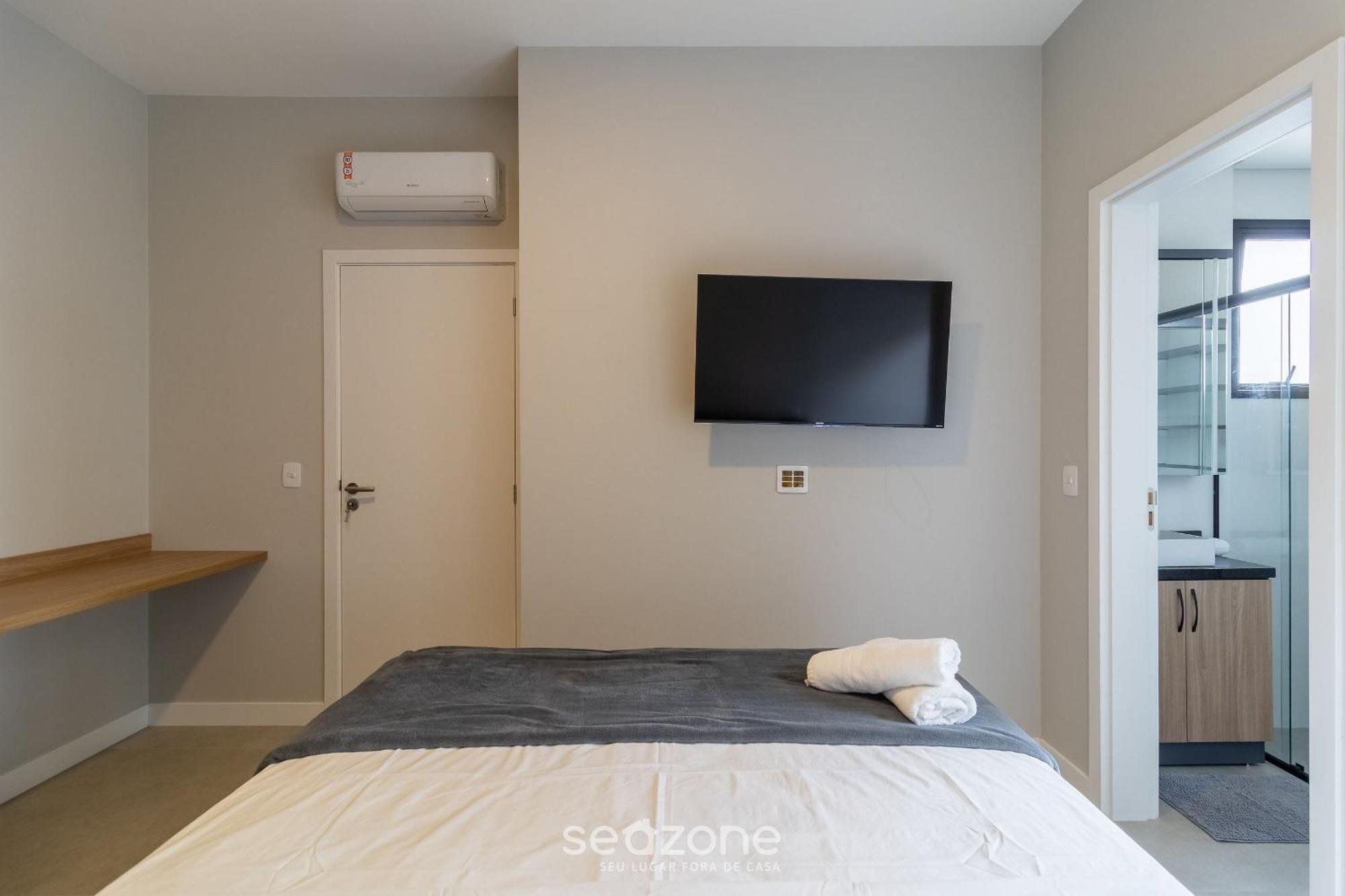Predio C/ Piscina A 800m Da - Acb Apartamento Florianopolis