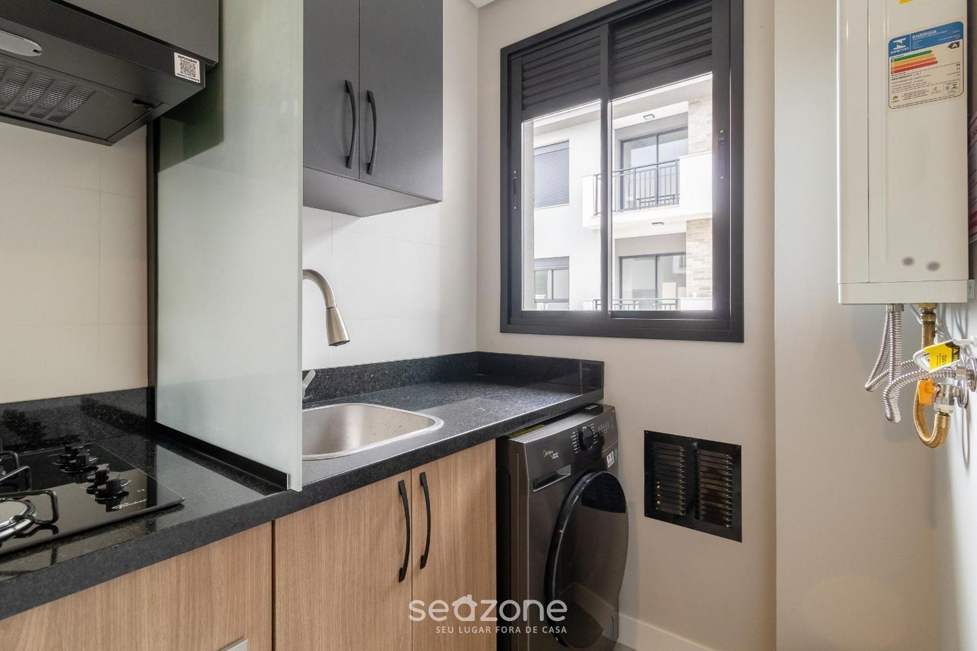 Predio C/ Piscina A 800m Da - Acb Apartamento Florianopolis